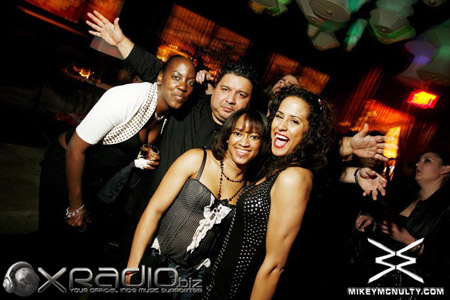 Blush_XradioParty_12010_099