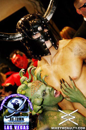 Fetish_Fantasy_2009_079