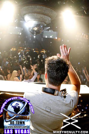 Godskitchen_SandervanDoorn_BodyEnglish_LasVegas_102109_121