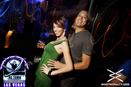 Godskitchen_BodyEnglish_MarkNight_10709_027