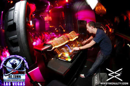 Godskitchen_BodyEnglish_LasVegas_WolfgangGartner_9909_44