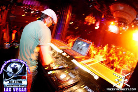 Godskitchen_BodyEnglish_JesBrieden_LasVegas_101409_006