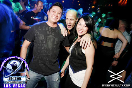 Godskitchen_NoalSanger_BodyEnglishNightclub_LasVegas_111809_068