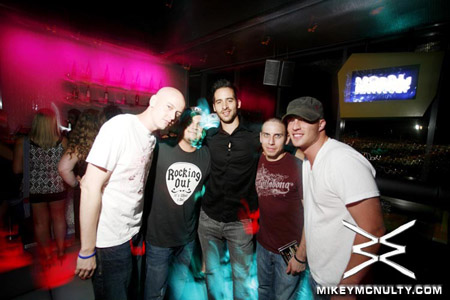 LocalLove_Moon_SatelliteBar_Palms_LasVegas_Nightlife_81109_10