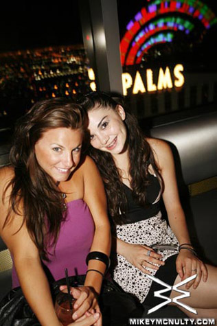 moon_nightclub_62210_049