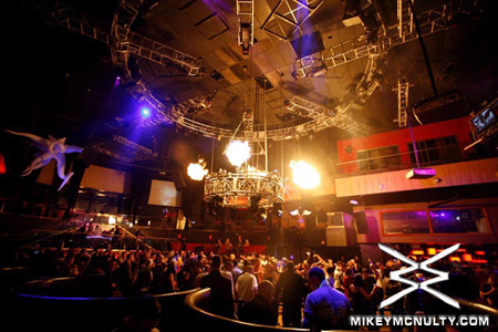 Perfecto_Vegas_RainNightclub_JunkieXL_120509_141