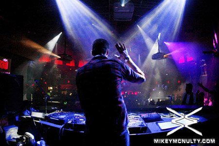 PerfectoVegas_MennoDeJong_RainNightclub_121209_126