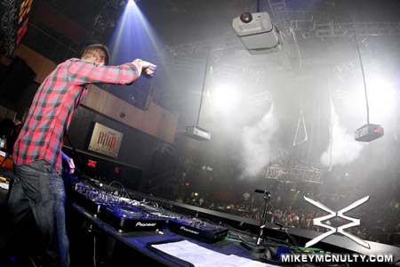 PerfectoVegas_MennoDeJong_RainNightclub_121209_134