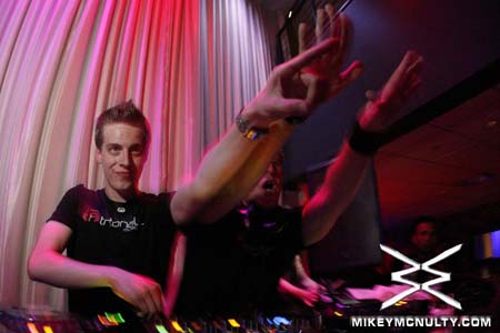 RandyBoyer_Tritonal_Room960_71809_129