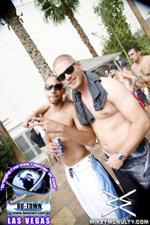 Rehab_LasVegas_PoolParty_HardRock_82309_059