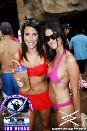 Rehab_LasVegas_PoolParty_HardRock_82309_078