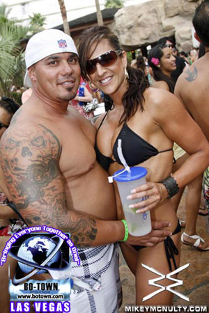 Rehab_LasVegas_PoolParty_HardRock_82309_098