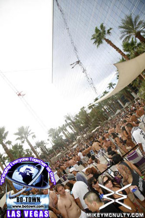 Rehab_LasVegas_PoolParty_HardRock_82309_129