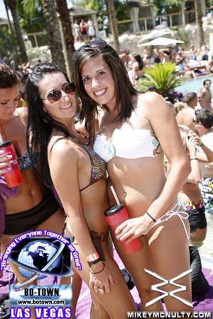 Rehab_LasVegas_PoolParty_HardRock_8909_044