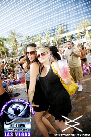 Rehab_PoolParty_HardRock_LasVegas_91309_081