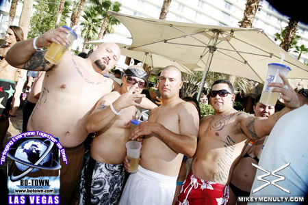 Rehab_PoolParty_HardRock_LasVegas_91309_086