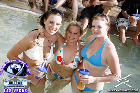 Rehab_PoolParty_HardRock_LasVegas_91309_092