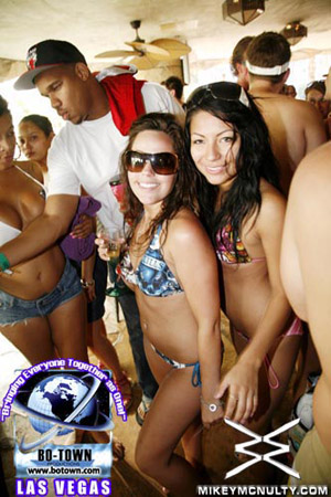 Rehab_PoolParty_LasVegas_HardRock_92009_026