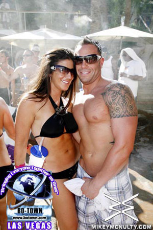 Rehab_PoolParty_LasVegas_HardRock_92009_068