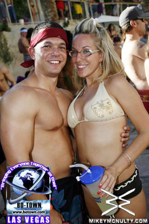 Rehab_PoolParty_LasVegas_HardRock_92009_116