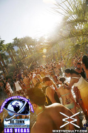 Rehab_PoolParty_LasVegas_HardRock_92709_126