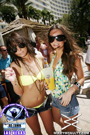 Rehab_PoolParty_5210_033