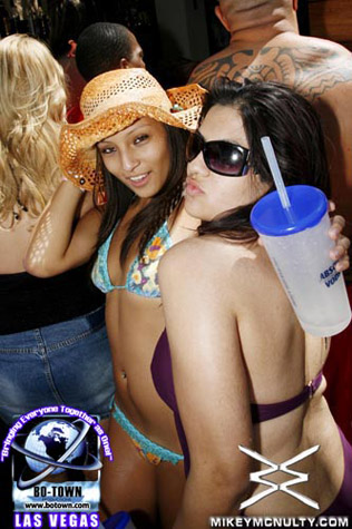 Rehab_PoolParty_5210_183