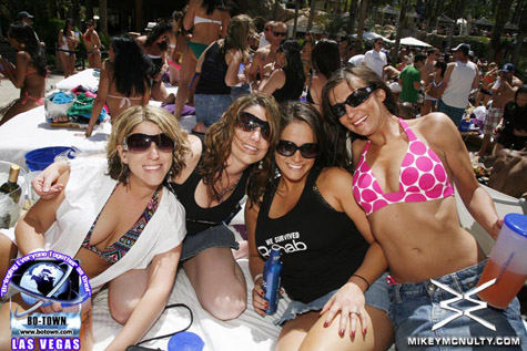 Rehab_PoolParty_5210_199