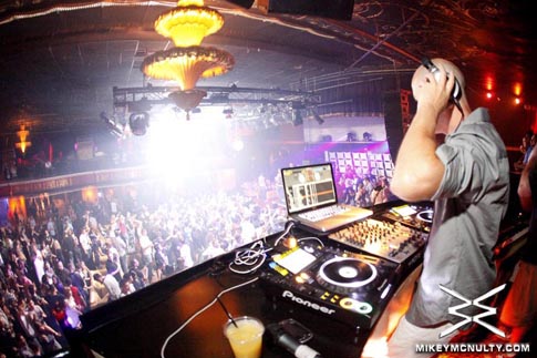 royalenightclub_boston_93010_004
