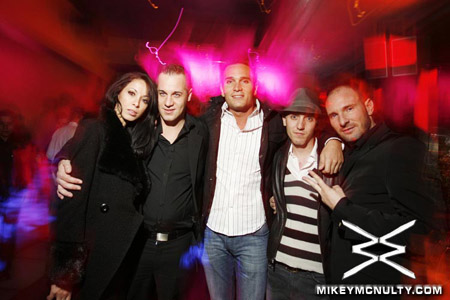 SatelliteBar_MoonNightclub_120809_15