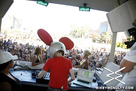 WetRepublic-PoolParty-LasVegas-Deamau5-9709_108